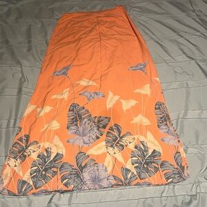 Vintage Tori Richard 100% Silk Hawaiian Skirt in Peach, Blue, & Cream Size 6